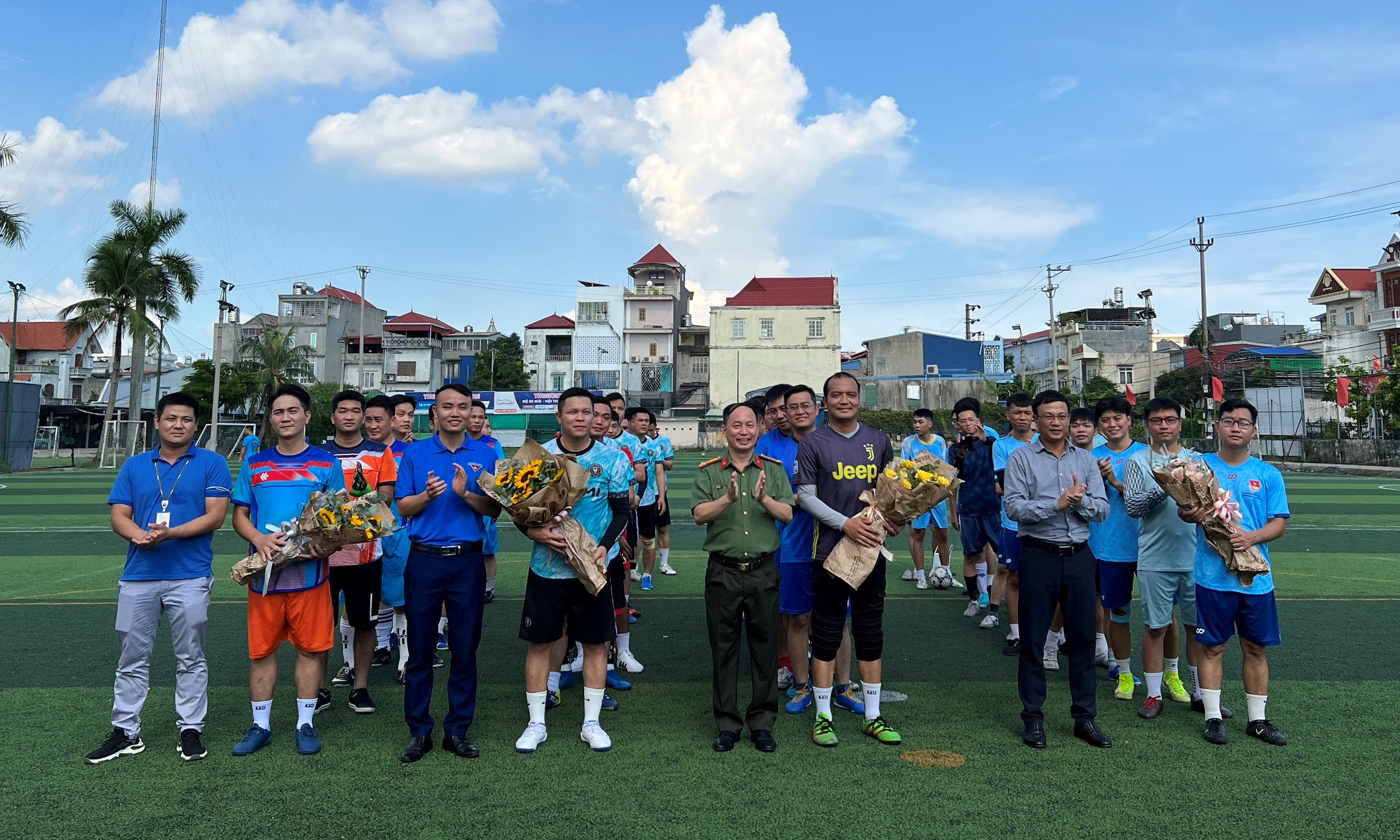 Phòng An ninh kinh tế - CATP: Tổ chức giải bóng đá 